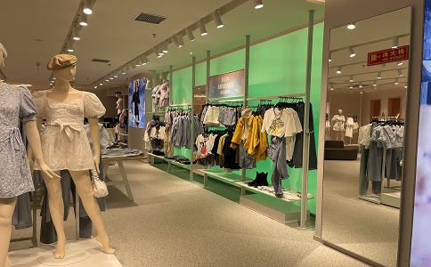 服裝展柜定制 服裝展柜定制